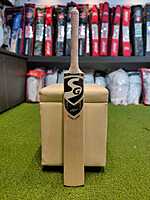 CRICKET BAT SG