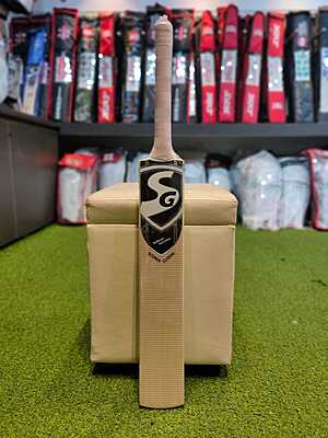 CRICKET BAT SG