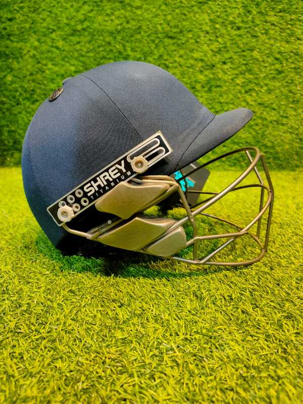 CRICKET HELMET SHREY PRO GUARD TITANIUM VISOR CRICKET HELMET SHREY PRO GUARD TITANIUM VISOR