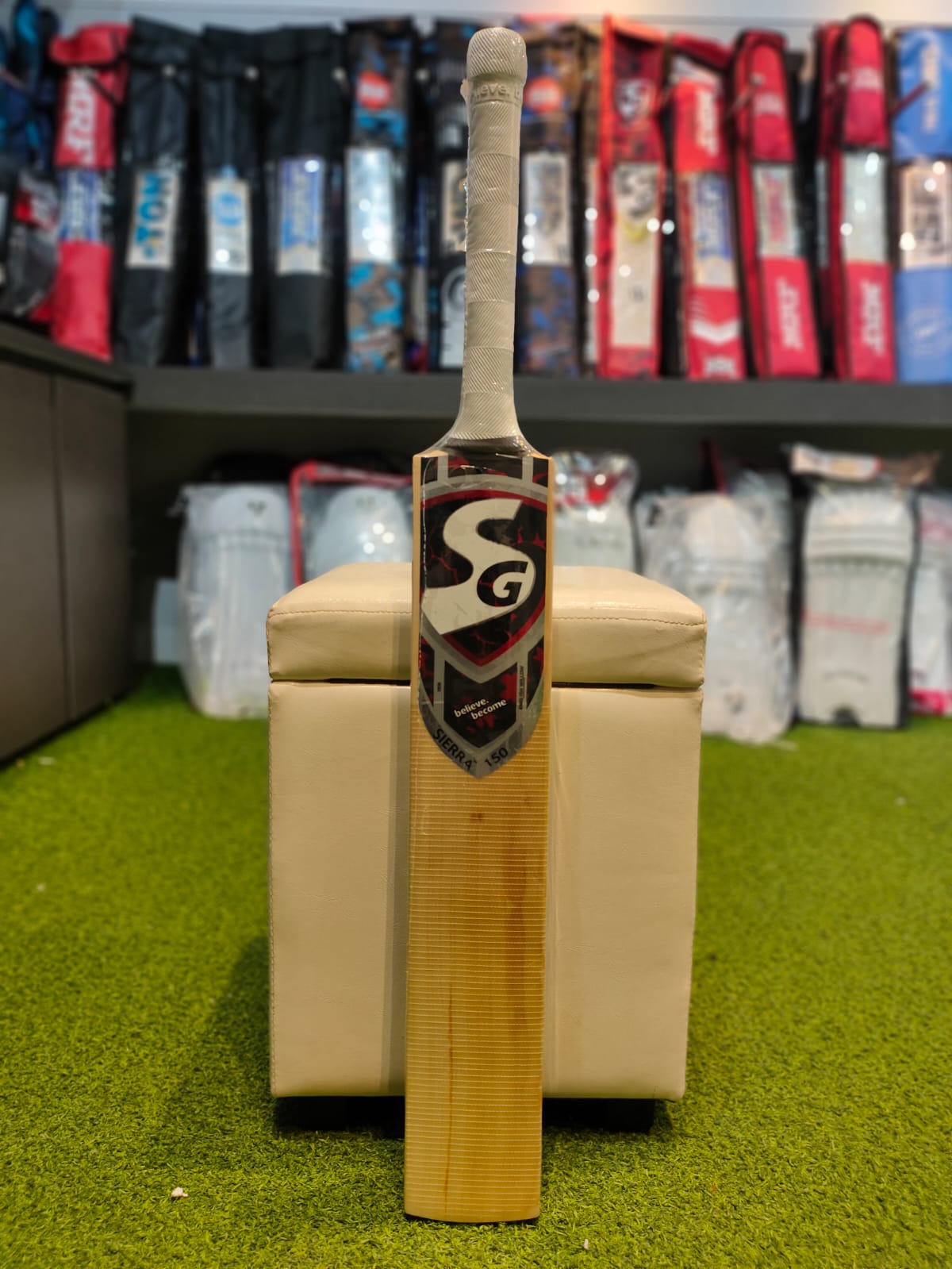 Cricket Bat - SG-SIERRA 150