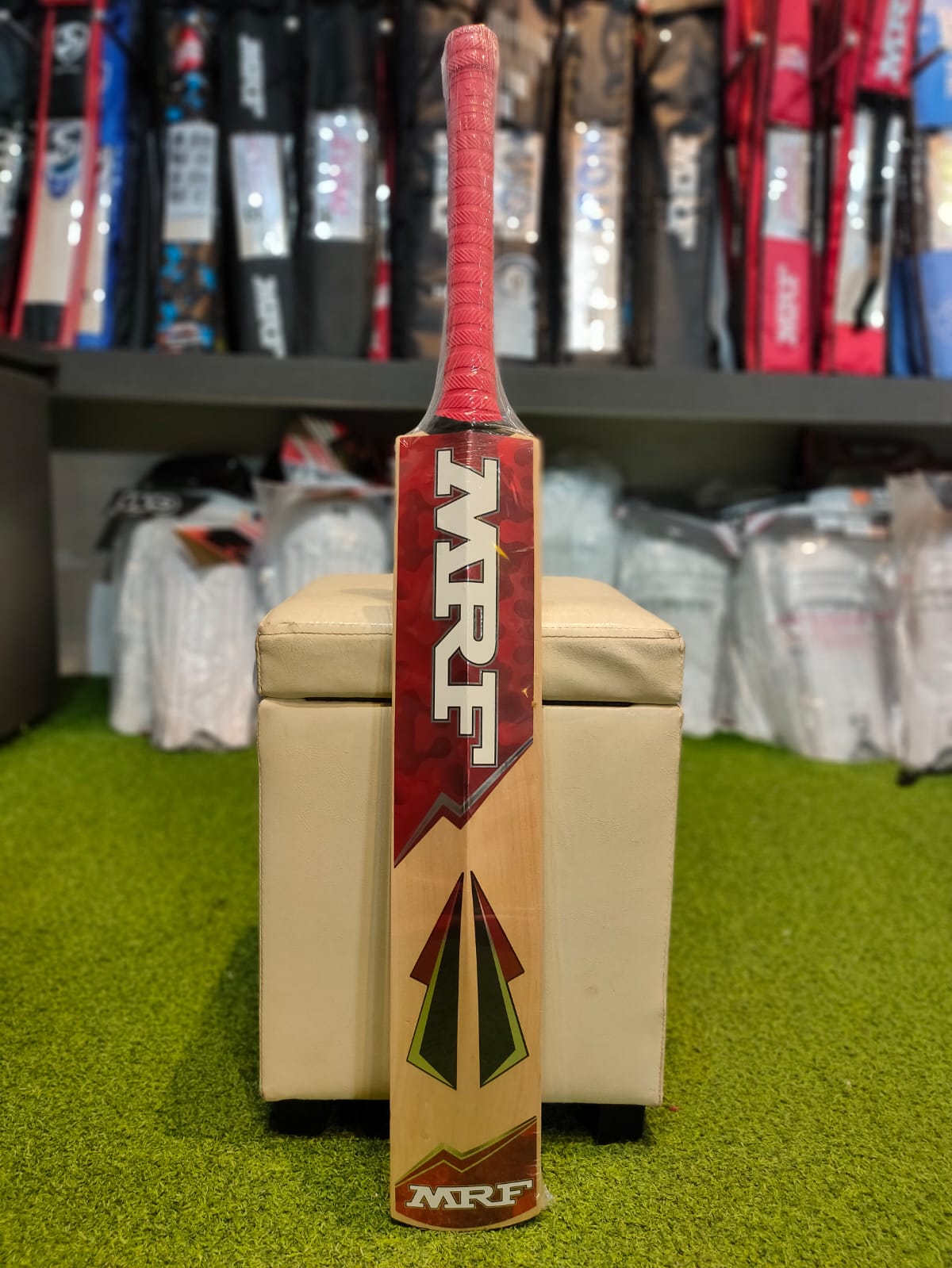 Cricket Bat - MRF-MASTER KW