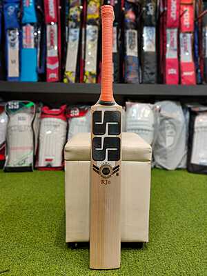 CRICKET BAT SS PLAYERS RJ8
