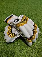 Cricket Batting Gloves SS TOURNMENT Cricket Batting Gloves SS TOURNMENT