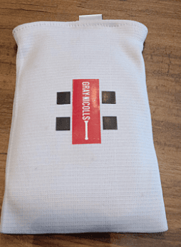 CRICKET ACCESSORIES GN ARM GUARD 