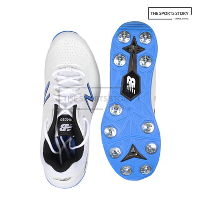 nb spikes shoes