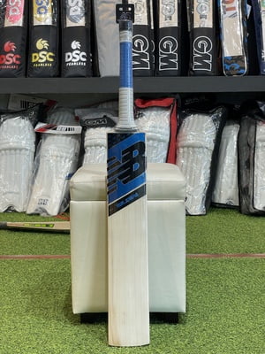 CRICKET BAT NB-BURN