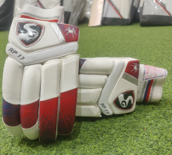 CRICKET BATTING GLOVES SG CRICKET BATTING GLOVES SG