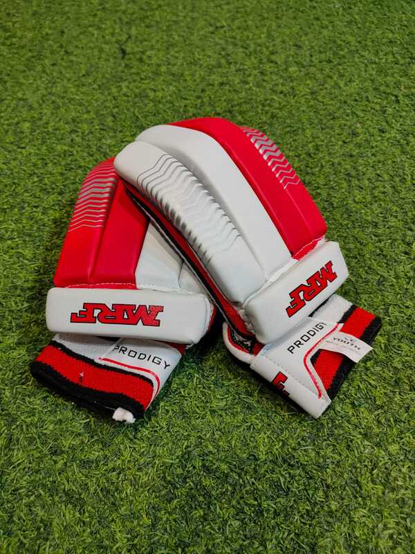 Cricket Batting Gloves MRF PRODIGY Cricket Batting Gloves MRF PRODIGY