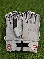 CRICKET BATTING GLOVES MRF