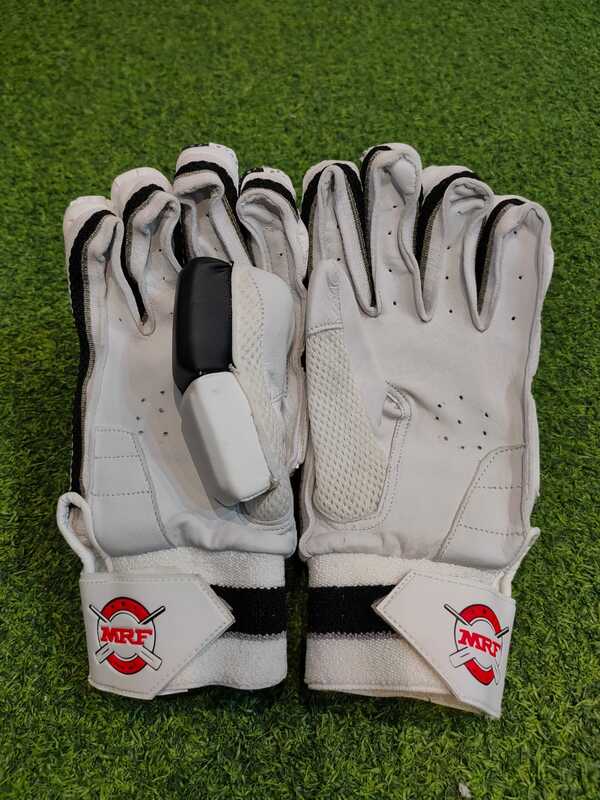 CRICKET BATTING GLOVES MRF CRICKET BATTING GLOVES MRF