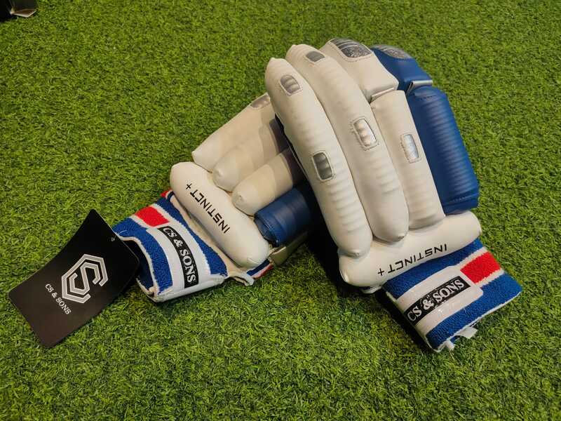  CRICKET BATTING GLOVES CS & SONS