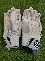 CRICKET BATTING GLOVES CS & SONS INSTINCT LE