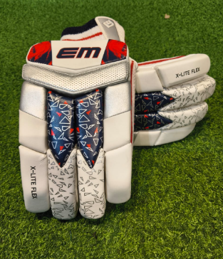 CRICKET BATTING GLOVES EM X LITE PRO