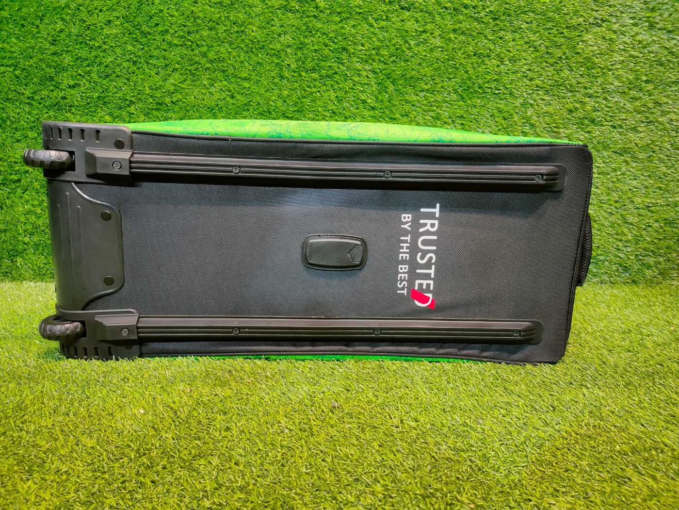 CRICKET KITBAG GN GN3 POWER WHEELIE DUFFLE CRICKET KITBAG GN GN3 POWER WHEELIE DUFFLE
