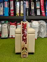 CRICKET BAT MRF VK 200