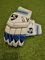 CRICKET BATTING GLOVES SG MAXILITE ULTIMATE