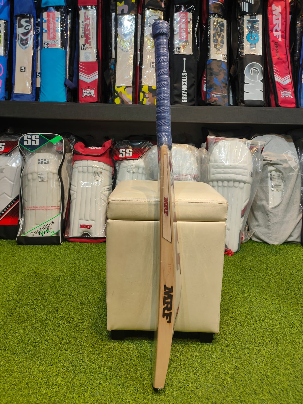 CRICKET BAT MRF VK 200