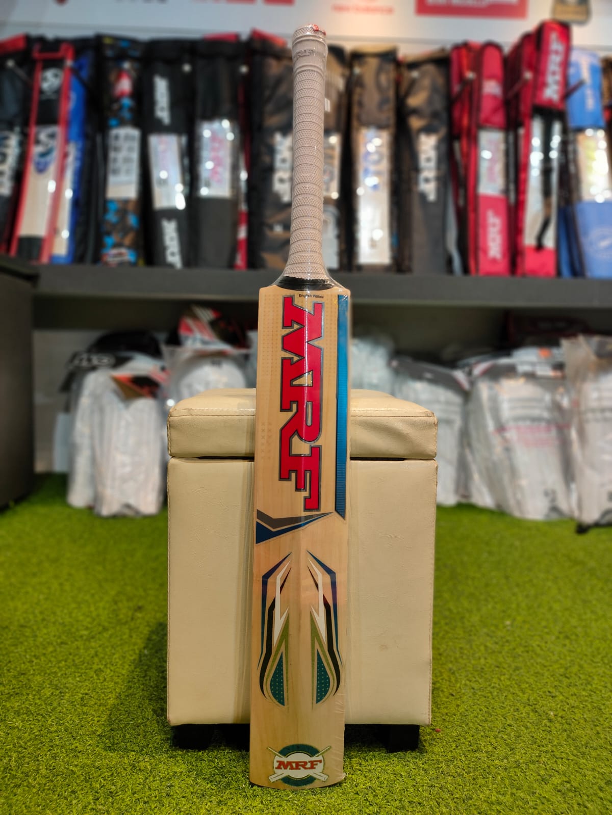 Cricket Bat - MRF-LEGEND VK 18